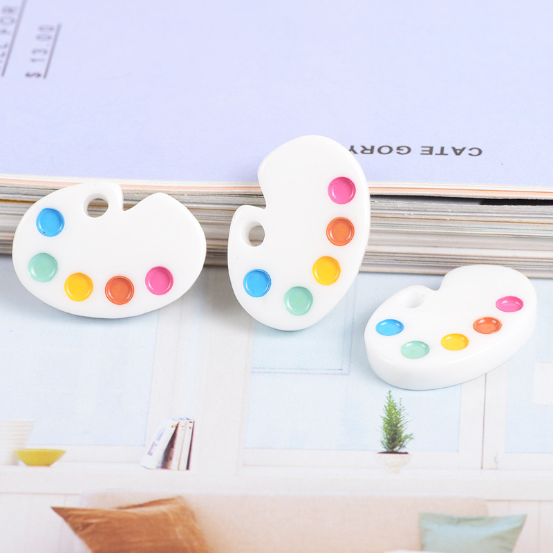 Christmas Craft Embellishment - 10個入り DIY カワイイ レジンパレット フラットバックチャーム クラフト用品
