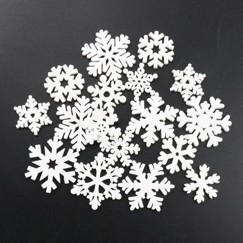 20個木製クリスマススノーフレークナチュラルスクラップブッキ - Christmas Craft Embellishment のレビューと価格