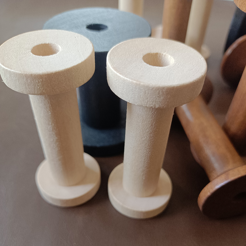 刺,用のヴィンテージ天然石木製スプール、小さな手工具、クロス - Organza Ribbon Spool のレビューと価格