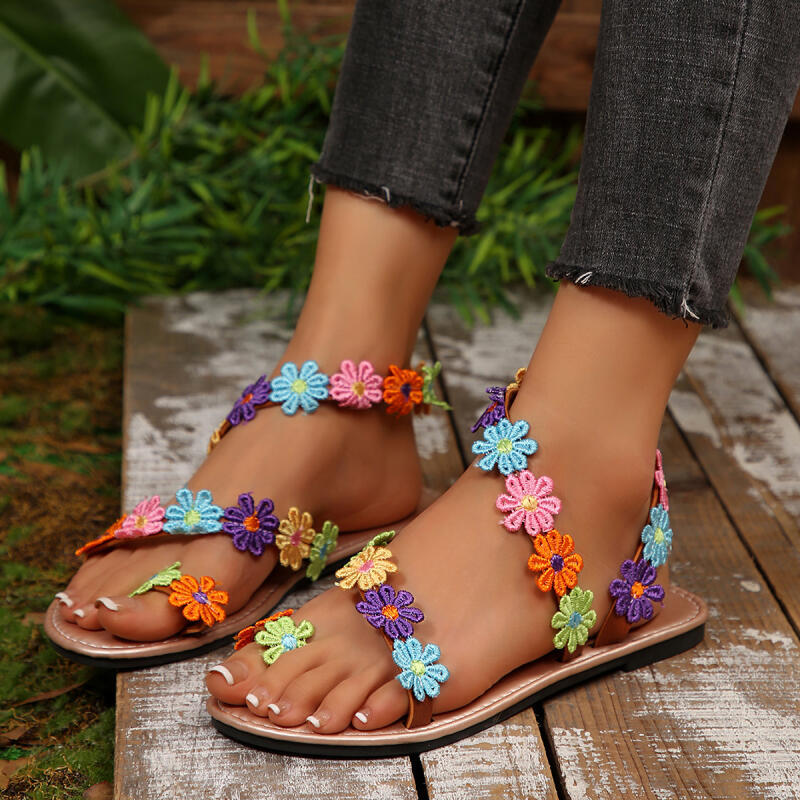 ボヘミアン刺繍フラワーデザイナーサンダル レディース 夏 2 - Embroidery Embellishments のレビューと価格