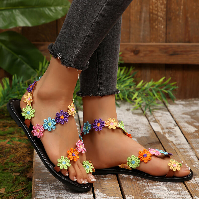 ボヘミアン刺繍フラワーデザイナーサンダル レディース 夏 2 - Embroidery Embellishments のレビューと価格